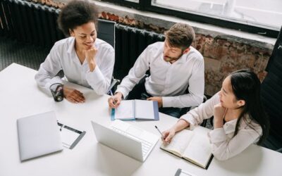 Comment les conseillers financiers instaurent la confiance lors de l’intégration des clients