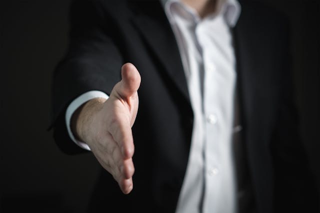 financial advisor interview questions to find top candidates with the right skills and mindset.