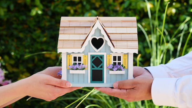 Advisors use FHSA to help clients Financial Advisors can help clients use the FHSA to save for a first home with tax-free growth and RRSP-like contribution rules.
